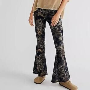 New FREE PEOPLE Inferno Flare Floral Jeans Size 25 Gold Black #1H472